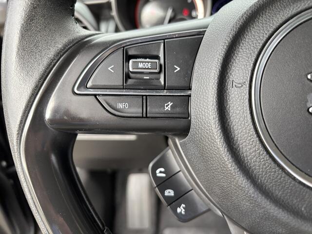 Suzuki SWIFT 1.2 Stijl Smart Hybrid | Navigatie | Camera | Stoelverwarming | Adaptive Cruise Control | Climate Control |
