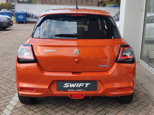 Suzuki SWIFT 1.2 SELECT SMART HYBRID Direct Beschikbaar | Met 6 JAAR GARANTIE! | Inclusief ¤ 2.300,- Voorraad Voordeel