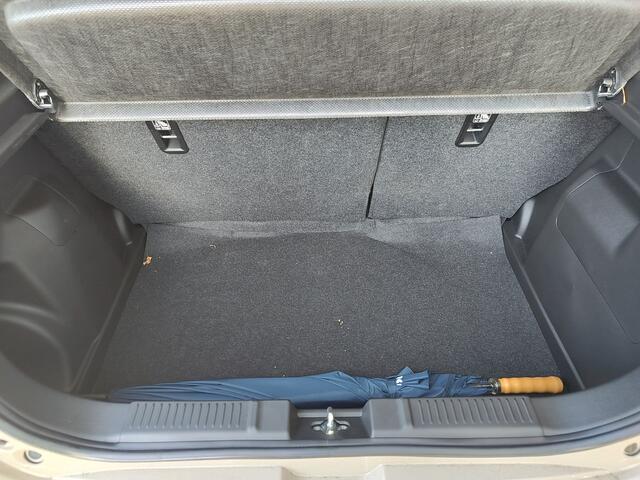 Suzuki SWIFT 1.2 SELECT SMART HYBRID AUT. Navi | Dodehoeksensoren | Keyless