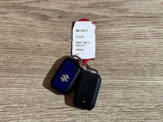 Suzuki SWIFT 1.2 Stijl Smart Hybrid | Cruise | Camera | Navi