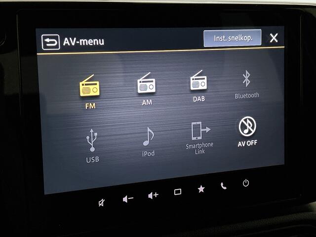 Suzuki SWIFT 1.2 Select Smart Hybrid | Climate control | Stoelverwarming | LM velgen | Metallic lak |