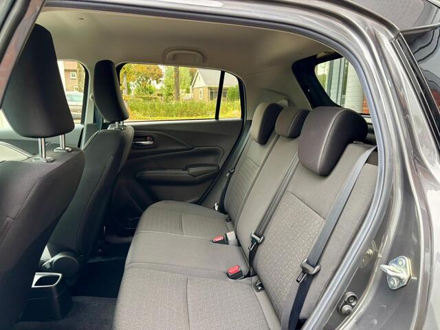 Suzuki SWIFT 1.2 Style Smart Hybrid, Navi, Pdc