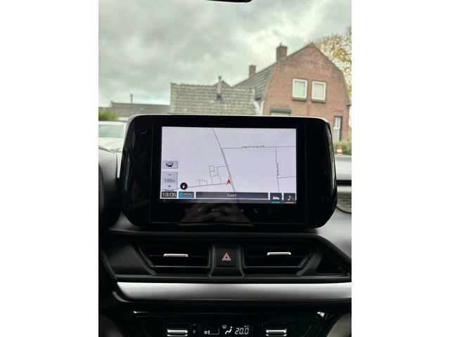 Suzuki SWIFT 1.2 Style Smart Hybrid, Navi, Pdc