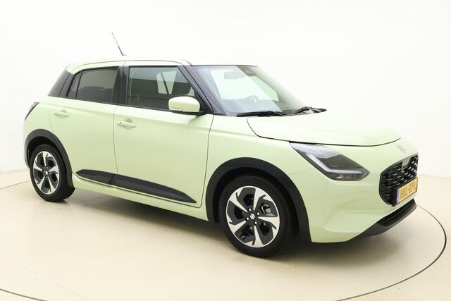 Suzuki SWIFT 1.2 Style Smart Hybrid 82pk | Climate Control | Navigatie | Cruise Control Adaptief | Lichtmetalen Velgen | Camera | GT-Kit | Dodehoek Detectie