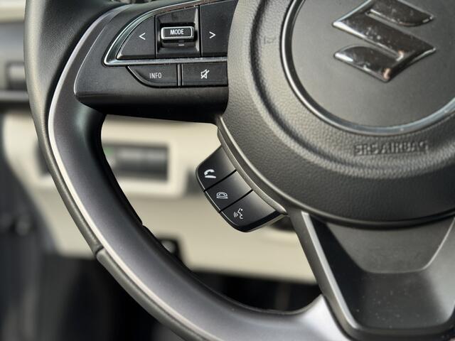 Suzuki SWIFT 1.2 Select Smart Hybrid * Apple CarPlay * Achteruitrijcamera * Stoelverwarming *