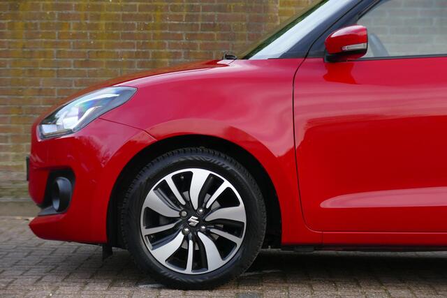Suzuki SWIFT 1.0 Stijl | NAVIGATIE | RIJKLAARPRIJS |