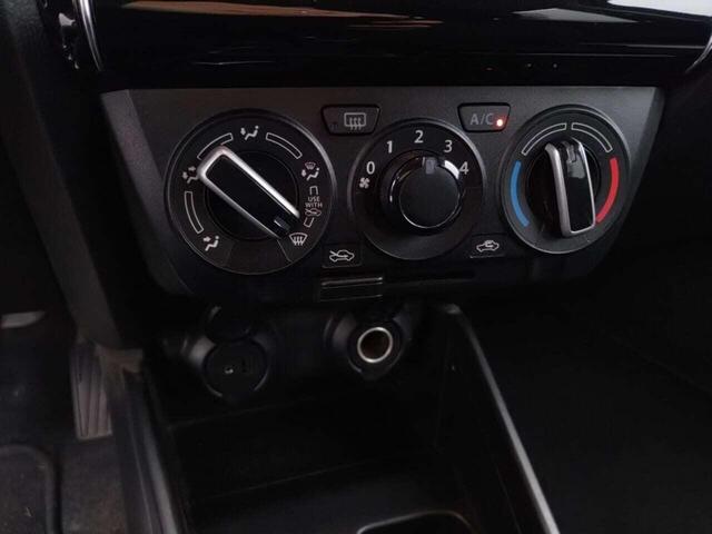 Suzuki SWIFT 1.2 Select Smart Hybrid | Scherm | Camera | Airco