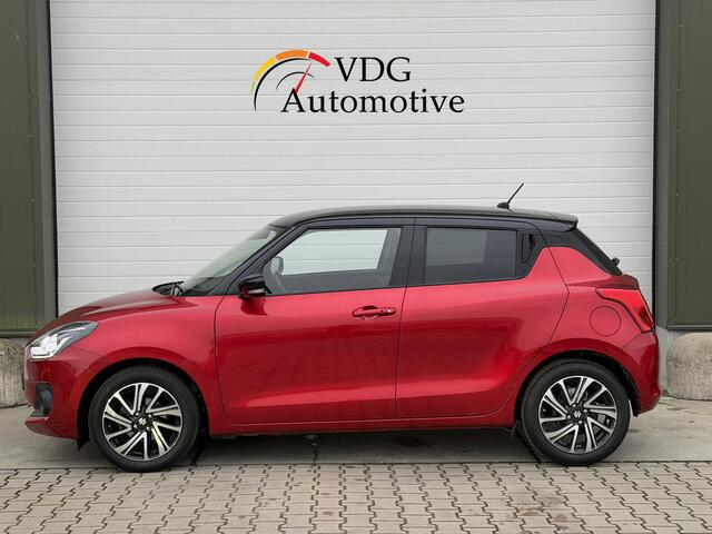 Suzuki SWIFT 1.2 Stijl Smart Hybrid / Navi / Camera / Clima / Adaptive Cruise / Keyless / Stoelverwarming / Carplay