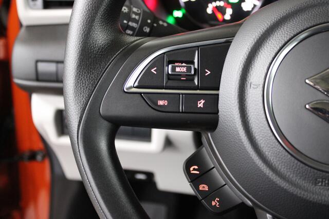 Suzuki SWIFT 1.2 Comfort Smart Hybrid / Navigatie / Keyless / Camera /