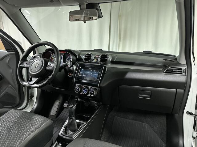 Suzuki SWIFT 1.2 Style Smart Hybrid Navi | Led | Camera