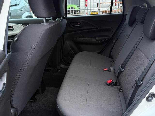Suzuki SWIFT 1.2 Style Smart Hybrid | Climate Control | 10 JAAR GARANTIE!! | Navi | Camera