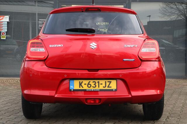 Suzuki SWIFT 1.2 Style Smart Hybrid AdaptiveCruise/Navi/Keyless/AllSeasons