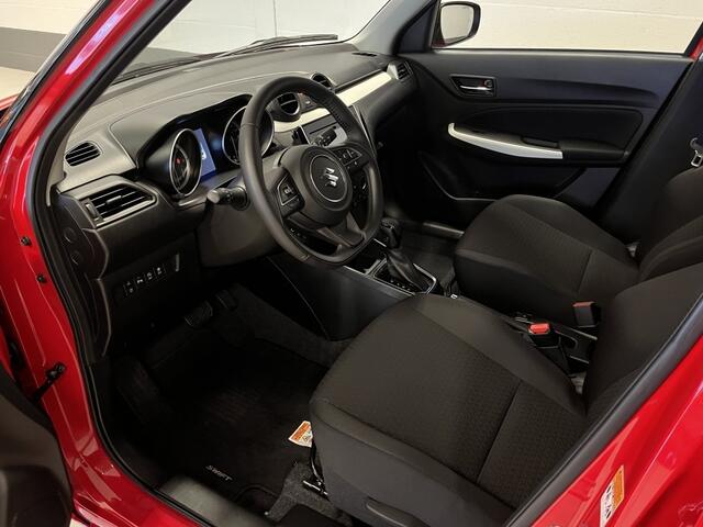 Suzuki SWIFT 1.2 Smart Hybrid Select Automaat ( Apple Carplay / Android auto