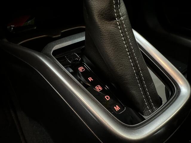 Suzuki SWIFT 1.2 Style SmartHybide [ CARPLAY | CLIMA | ADAPTIEVE CRUISE I CAM