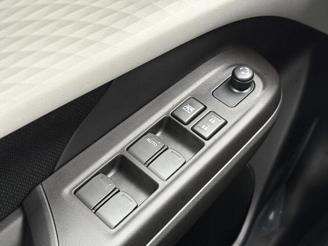 Suzuki SWIFT 1.2 Select Smart Hybrid **NIEUWE AUTO/ DIRECT LEVERBAAR**