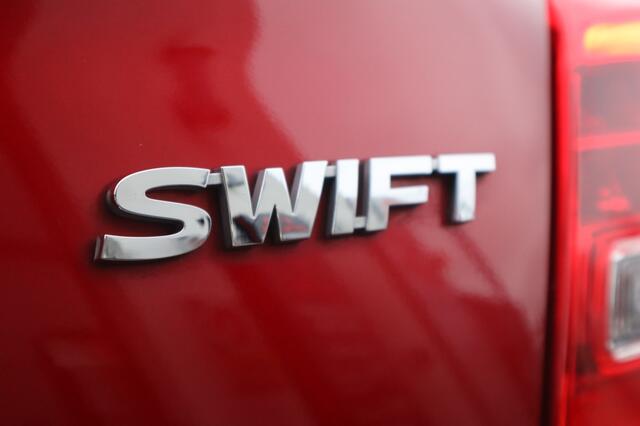 Suzuki SWIFT 1.2 Select Hybrid AdaptiveCruise/Apple/AndroidAuto