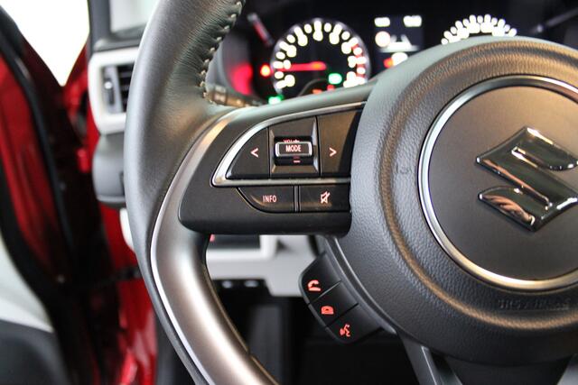 Suzuki SWIFT 1.2 Style Smart Hybrid Automaat / Navigatie / Keyless / Camera /