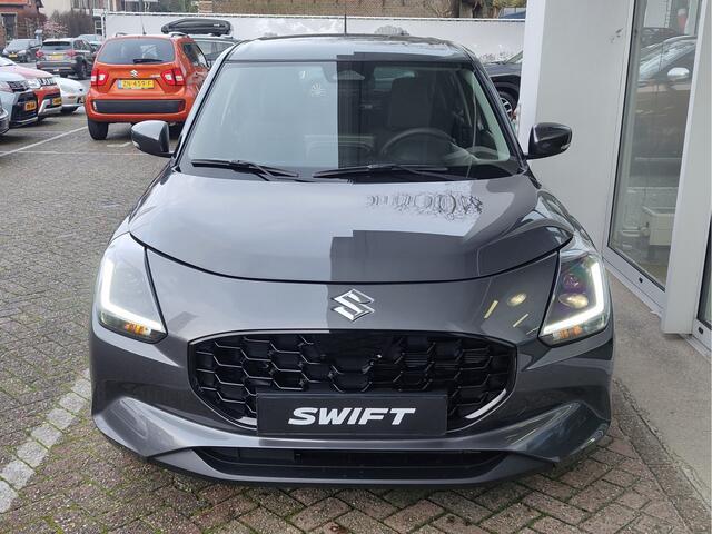 Suzuki SWIFT 1.2 STYLE SMART HYBRID Beschikbaar! | Tot 10 JAAR GARANTIE! | Inclusief ¤ 2.150,- Voorraad Voordeel