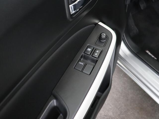 Suzuki SWIFT 1.2 Select | Airco | Achteruitrijcamera | Voorstoelen verwarmd |