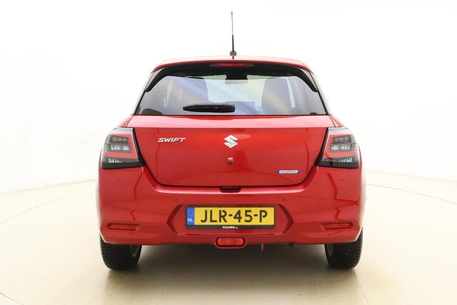 Suzuki SWIFT 1.2 Select Smart Hybrid 83pk | Navigatie | Camera | Cruise Control Adaptief | Lichtmetalen Velgen | Keyless Entry & Start | All Season Banden | Stoelverwarming