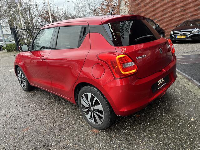 Suzuki SWIFT 1.2 Stijl // ADAPT. CRUISE // CLIMA // STOELVERWARMING // LED // KEYLESS // CAMERA // NAVI+CARPLAY //