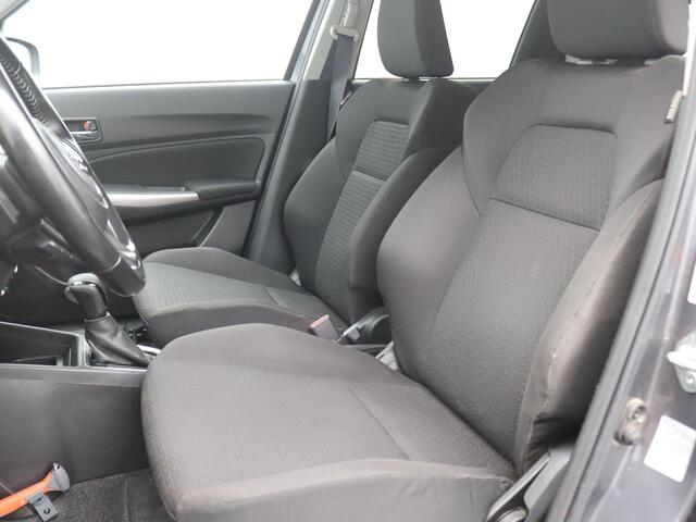 Suzuki SWIFT 1.2 Style Smart Hybrid 83PK Aut. Trekhaak, Keyless, Achteruitrijcamera, Clima, Adaptieve Cruise Controle, 16" LM Velgen, Stoelverwarming
