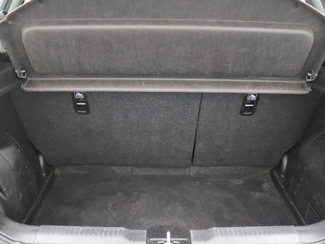 Suzuki SWIFT 1.2 Style Smart Hybrid 83PK Aut. Trekhaak, Keyless, Achteruitrijcamera, Clima, Adaptieve Cruise Controle, 16" LM Velgen, Stoelverwarming