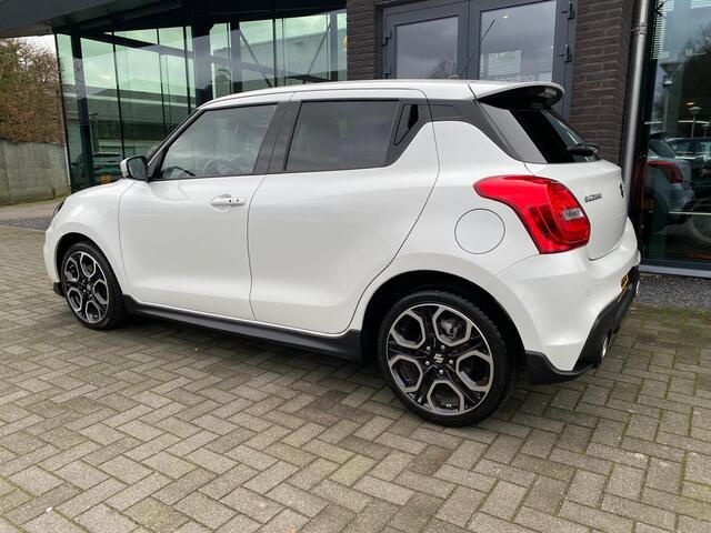 Suzuki SWIFT 1.4 Sport Smart Hybrid