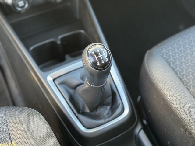 Suzuki SWIFT 1.2 Select Smart Hybrid * Stoelverwarming * Achteruitrijcamera * Bluetooth *