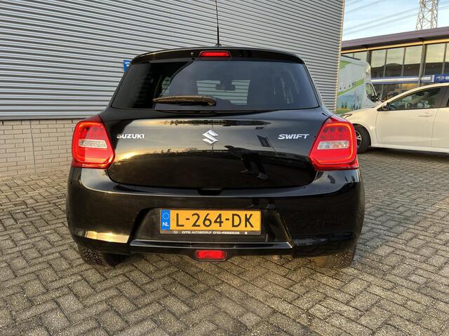 Suzuki SWIFT 1.2 Stijl Automaat | Apple Carplay & Android Auto | Climate Control | Adaptieve Cruise Control | Elek. Inklapbare Buitenspiegels | All Season Banden