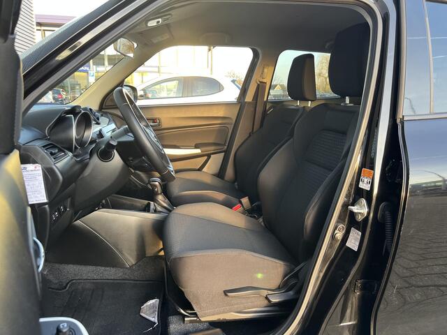 Suzuki SWIFT 1.2 Stijl Automaat | Apple Carplay & Android Auto | Climate Control | Adaptieve Cruise Control | Elek. Inklapbare Buitenspiegels | All Season Banden