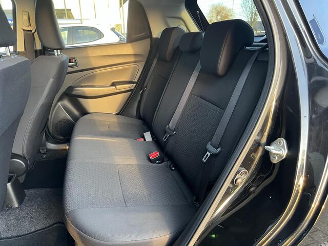 Suzuki SWIFT 1.2 Stijl Automaat | Apple Carplay & Android Auto | Climate Control | Adaptieve Cruise Control | Elek. Inklapbare Buitenspiegels | All Season Banden