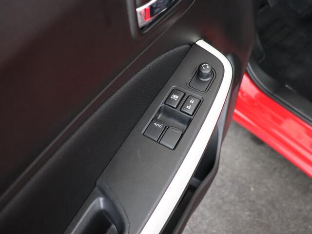 Suzuki SWIFT 1.2 Select Smart Hybrid | Stroelverwarming | LM velgen |