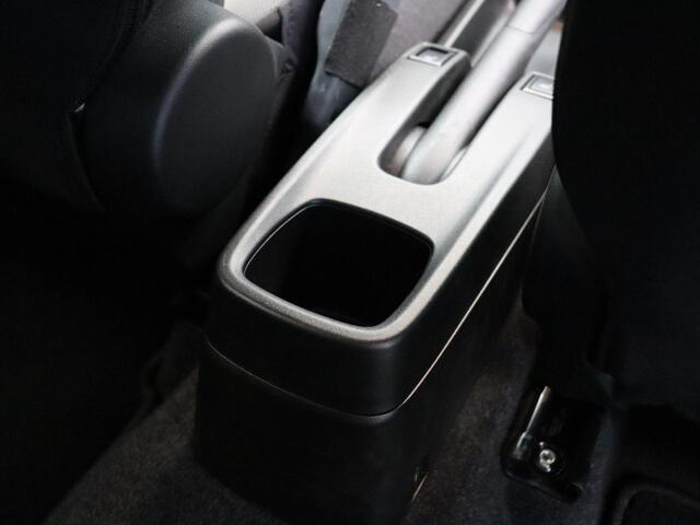 Suzuki SWIFT 1.2 Select Smart Hybrid | Stoelverwarming | Navigatie | Apple Carplay & Android Auto | Parkeersensoren |