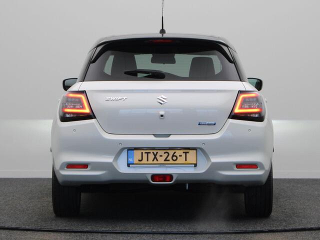 Suzuki SWIFT 1.2 Select Smart Hybrid | Stoelverwarming | Navigatie | Apple Carplay & Android Auto | Parkeersensoren |