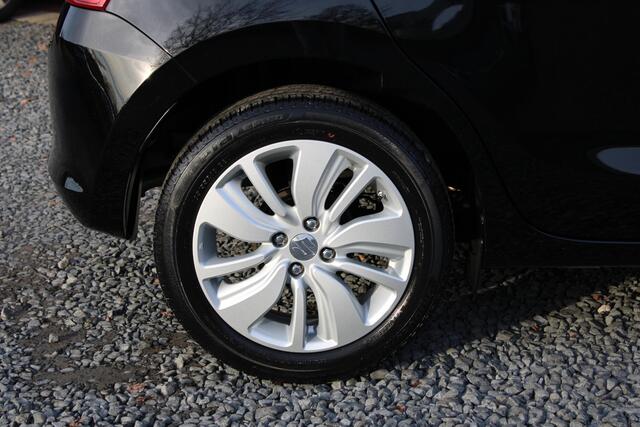 Suzuki SWIFT 1.2 Select Smart Hybrid 1e Eig. en Dealer onderhouden!