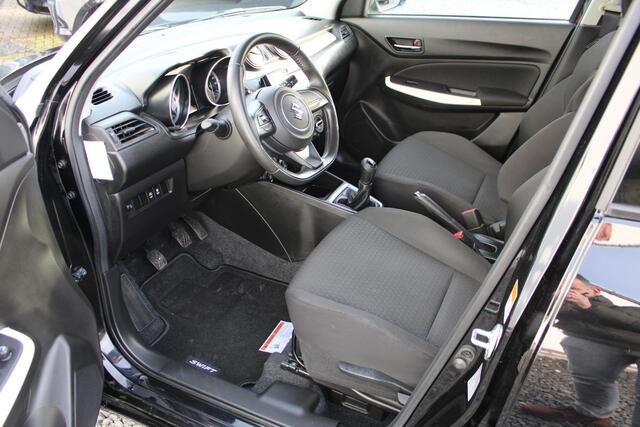Suzuki SWIFT 1.2 Select Smart Hybrid 1e Eig. en Dealer onderhouden!