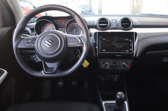 Suzuki SWIFT 1.2 Select Smart Hybrid Apple Carplay | AndroidAuto