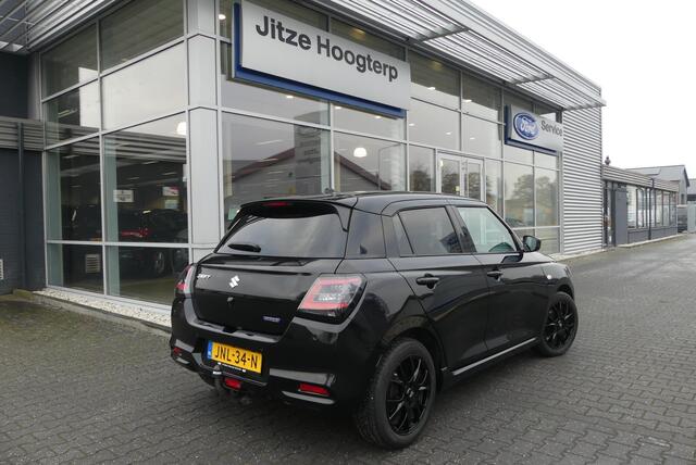 Suzuki SWIFT 1.2 Select Smart Hybrid TREKHAAK AFNEEMBAAR (1.000KG), STOELVERWARMING, ADAPT. CRUISE, CLIMA, NAVI, CAMERA, PDC, APPLE CARPLAY/ANDROID AUTO, 4.295KM