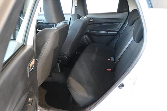 Suzuki SWIFT 1.0 Stijl Smart Hybrid Navigatie Adaptieve Cruise Airco Keyless Goed Onderhouden! Inruil Mogelijk!