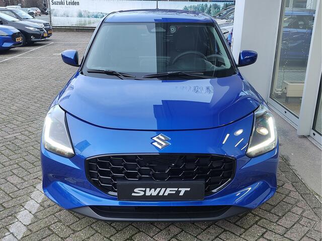 Suzuki SWIFT 1.2 SELECT SMART HYBRID Beschikbaar! | Tot 10 JAAR GARANTIE! | Inclusief ¤ 1.500,- Voorraad Voordeel
