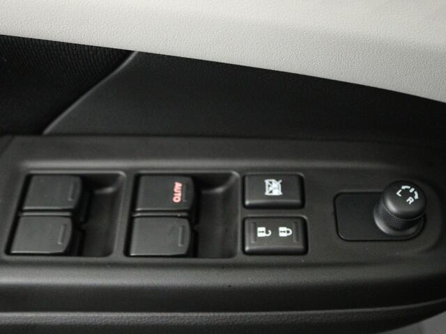 Suzuki SWIFT 1.2 Comfort Smart Hybrid | Apple Carplay / Android Auto (Navigatie) | Climate Control | Keyless Entry | Achteruitrijcamera |