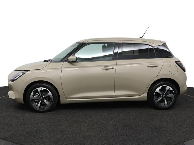 Suzuki SWIFT 1.2 Style Smart Hybrid | Automaat | Climate control | Cruise control adaptive | Navigatie | Apple carplay, Android auto | Keyless | Lichtmetalen velgen |