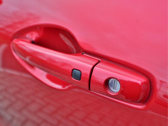 Suzuki SWIFT 1.4 Sport Smart Hybrid | Cr.Control | Stoelverw | BT | Camera | ECC | 17"LMV | LED | 10jr Garantie |