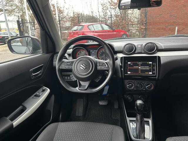 Suzuki SWIFT 1.2 Select Smart Hybrid // FULL LED // APPLE CARPLAY / ANDROID AUTO // CAMERA // ADAPTIVE CRUISE // STOELVERWARMING