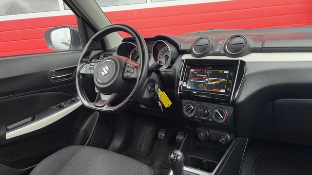 Suzuki SWIFT 1.2 Select TREKHAAK / AIRCO / CAMERA / CARPLAY / STOELVERW / NAVI / BLUETOOTH / NL-AUTO