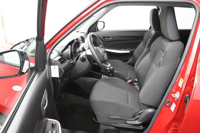 Suzuki SWIFT 1.2 Select | Trekhaak | All Season Banden | DAB | Airco | Lichtmetalen Velgen | Dealer Onderhouden | Achteruitrijcamera | Bluetooth |