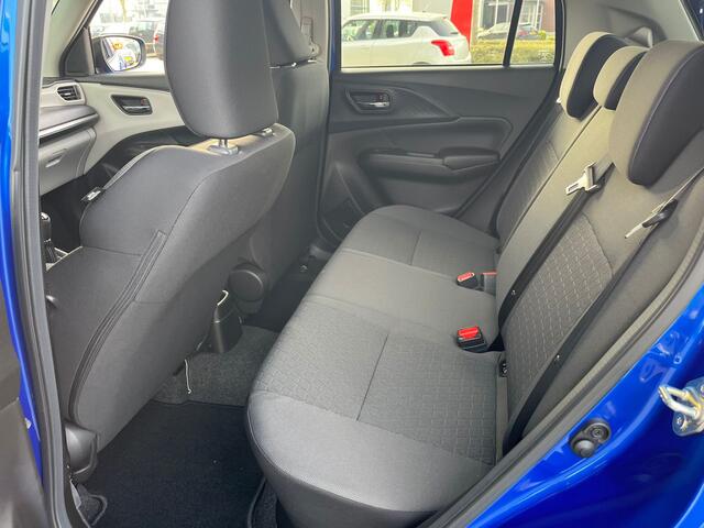 Suzuki SWIFT 1.2 Style Smart Hybrid | Direct uit voorraad leverbaar | tot 10 jaar garantie!