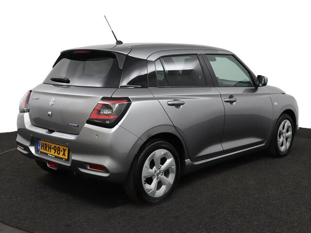 Suzuki SWIFT 1.2 Select Smart Hybrid | Airco | Cruise control adaptive | Navigatie | Camera | Stoelverwarming | Apple carplay, Android auto | Lichtmetalen Velgen |