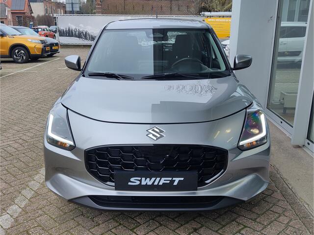 Suzuki SWIFT 1.2 COMFORT SMART HYBRID Direct Leverbaar | Tot 10 JAAR GARANTIE! | Inclusief ¤ 1.100,- Voorraad Voordeel